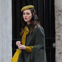 Celebrities on the set of 'Gossip Girl' filming on location | Picture 114476